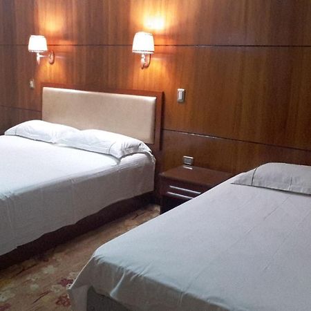 Hotel Pekin Ικίκε Εξωτερικό φωτογραφία