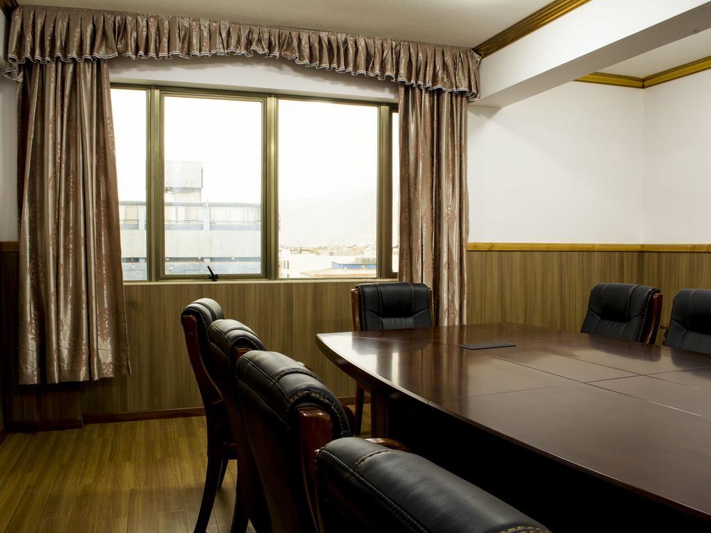 Hotel Pekin Ικίκε Εξωτερικό φωτογραφία