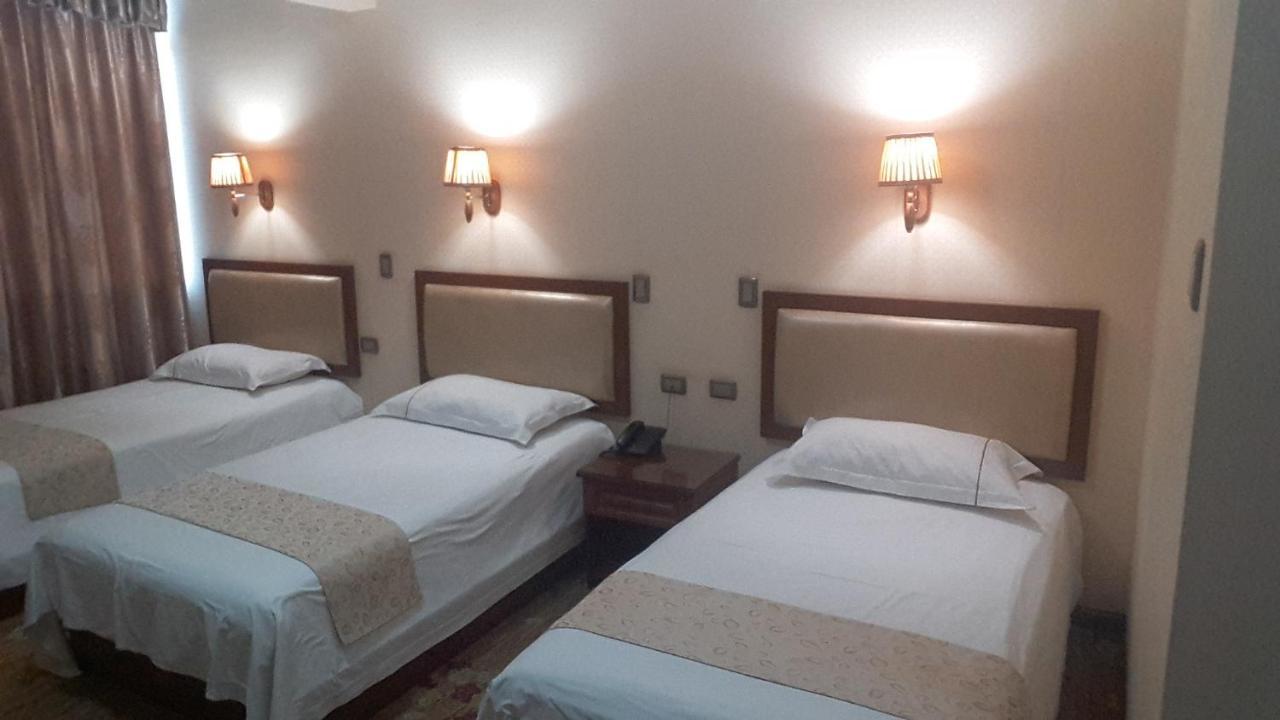 Hotel Pekin Ικίκε Εξωτερικό φωτογραφία